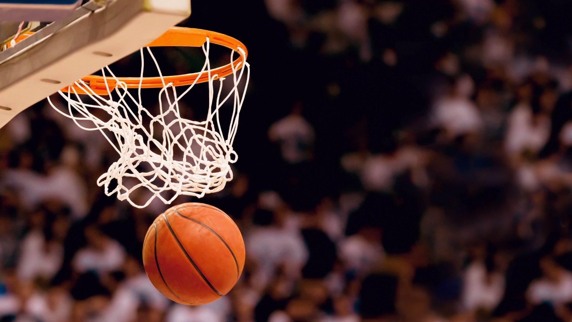 欧冠淘汰赛焦点战,广东队力克爵士,当CBA碰上NBA,欧冠在旁边看傻了